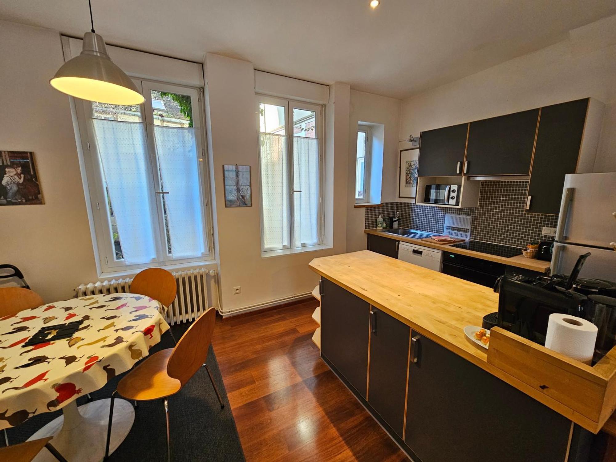 Le Pasteur Daire Dijon Dış mekan fotoğraf